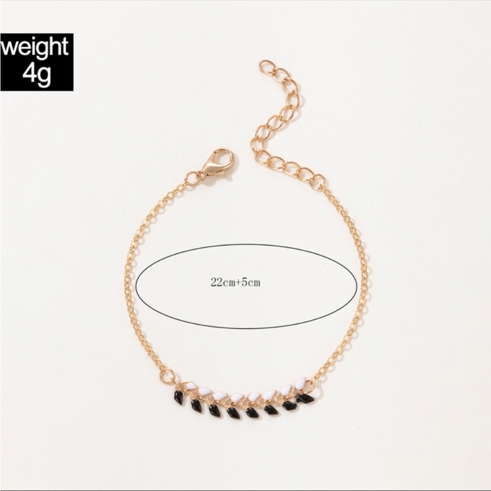 Geometric bracelets - Picture 4 of 5
